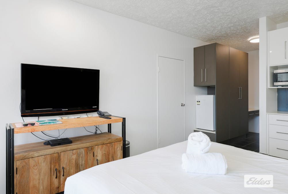 11/34-48 Vin E Jones Memorial Drive, Rosslyn, QLD, 4703 - Image 7