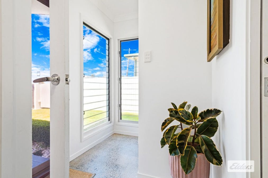 34 Cathne Street, Cooee Bay, QLD, 4703 - Image 13