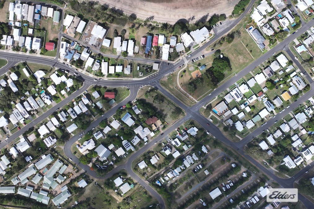 1/1 Percy Ford Street, Cooee Bay, QLD, 4703 - Image 7