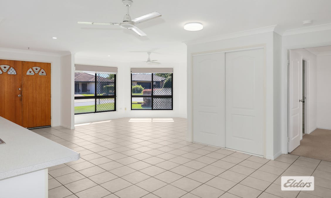 16 Cypress Avenue, Norman Gardens, QLD, 4701 - Image 9