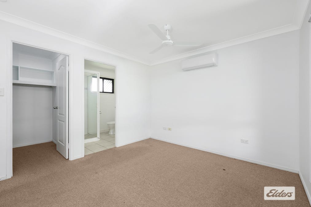 16 Cypress Avenue, Norman Gardens, QLD, 4701 - Image 10