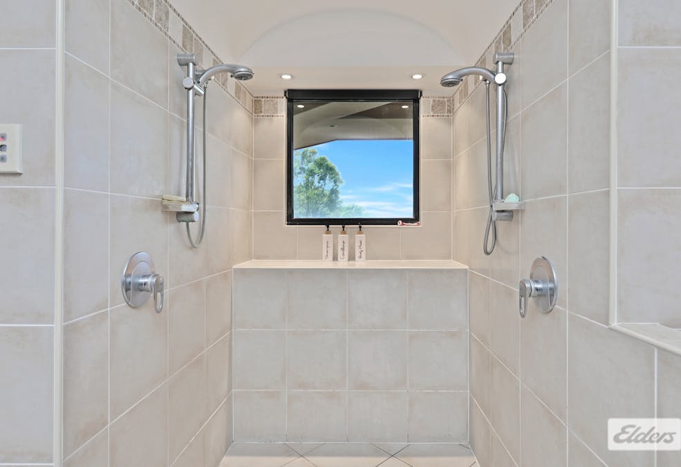 9 Rosslyn Close, Lammermoor, QLD, 4703 - Image 17