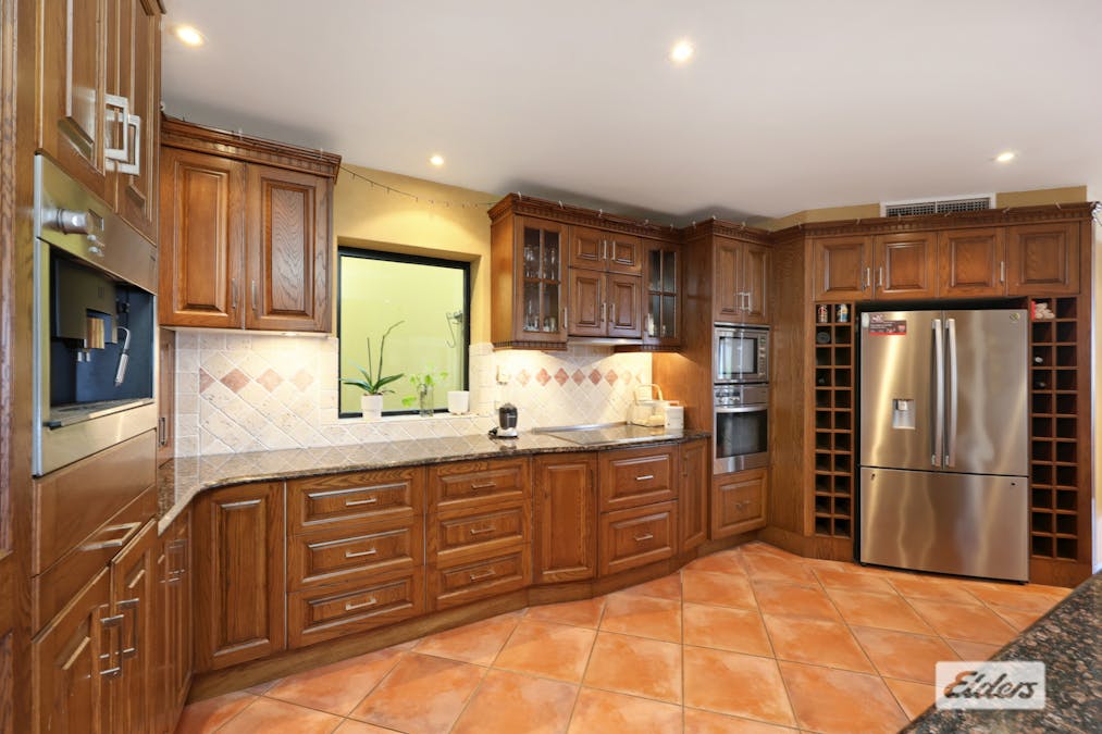 9 Rosslyn Close, Lammermoor, QLD, 4703 - Image 12