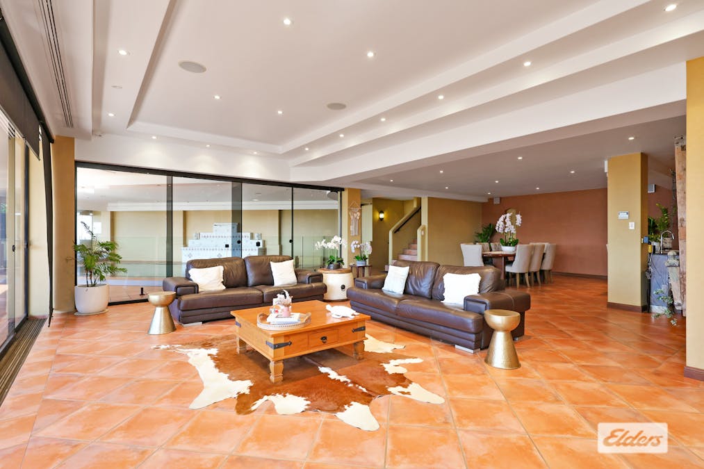 9 Rosslyn Close, Lammermoor, QLD, 4703 - Image 9