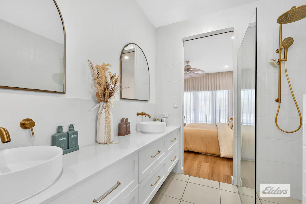 100 Bottlebrush Drive, Lammermoor, QLD, 4703 - Image 24