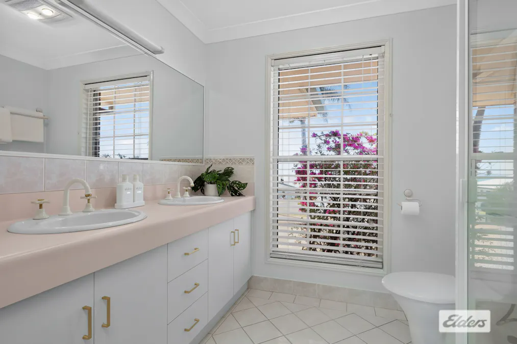 12 Yearsley Grove, Pacific Heights, QLD, 4703 - Image 15