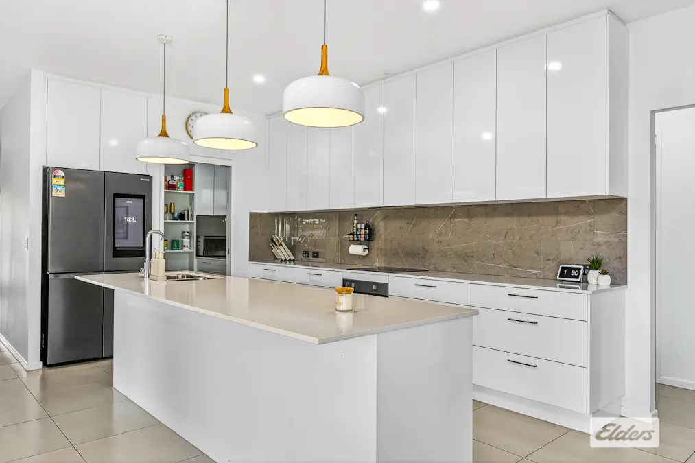 22 Dune Circle, Lammermoor, QLD, 4703 - Image 5