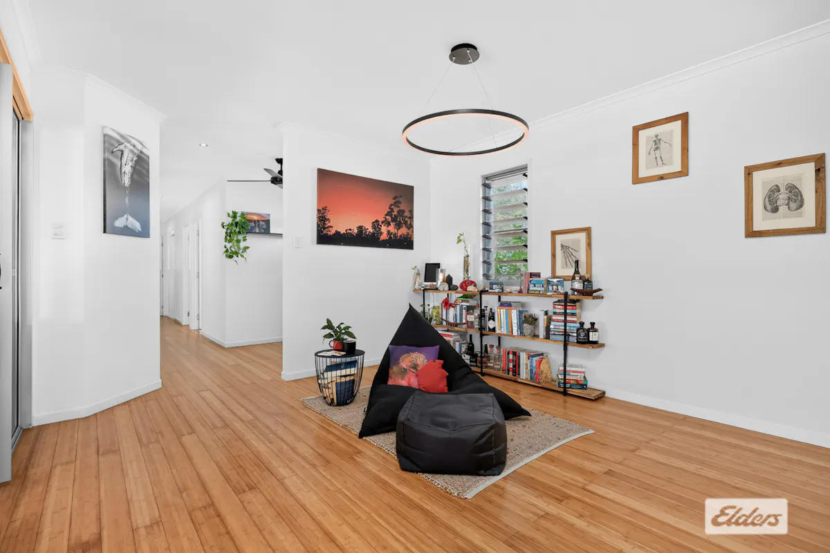 8 Matthew Flinders Drive — photo 15 of 30