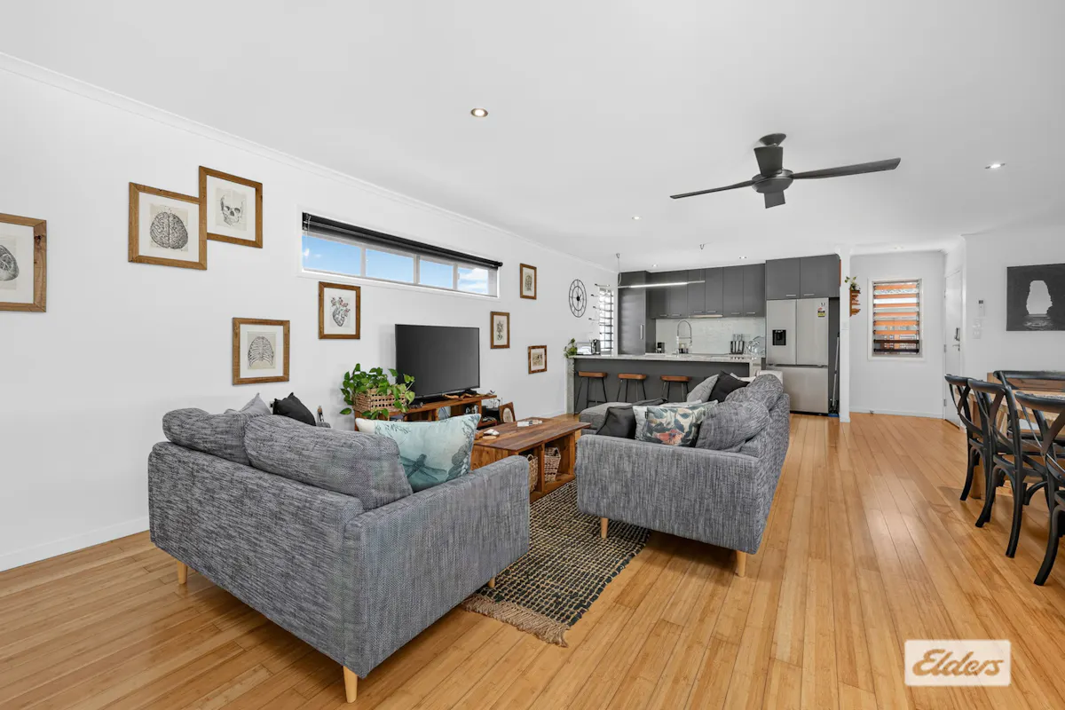 8 Matthew Flinders Drive — photo 8 of 30