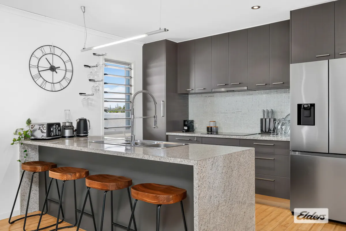 8 Matthew Flinders Drive — photo 9 of 30