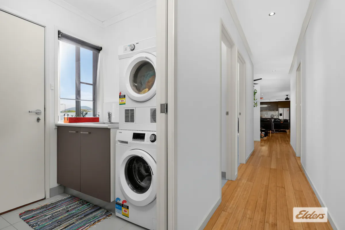 8 Matthew Flinders Drive — photo 28 of 30