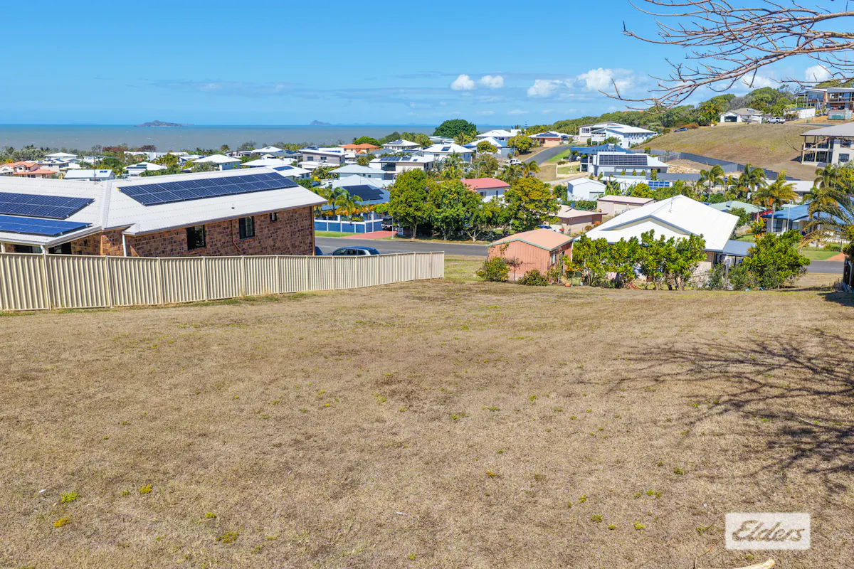 24 Livistonia Crescent — photo 9 of 12