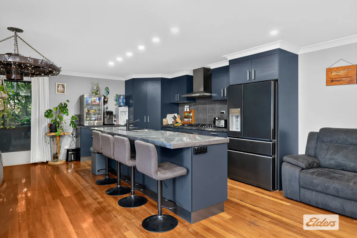 25 Coleman Crescent — photo 11 of 29