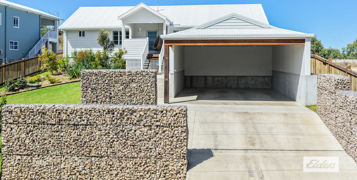 10 Kempsea Avenue, Rosslyn, QLD, 4703 - Image 4