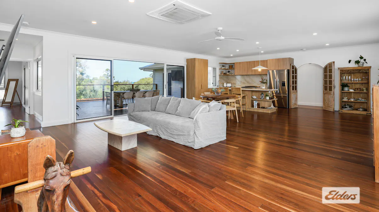 10 Kempsea Avenue, Rosslyn, QLD, 4703 - Image 26