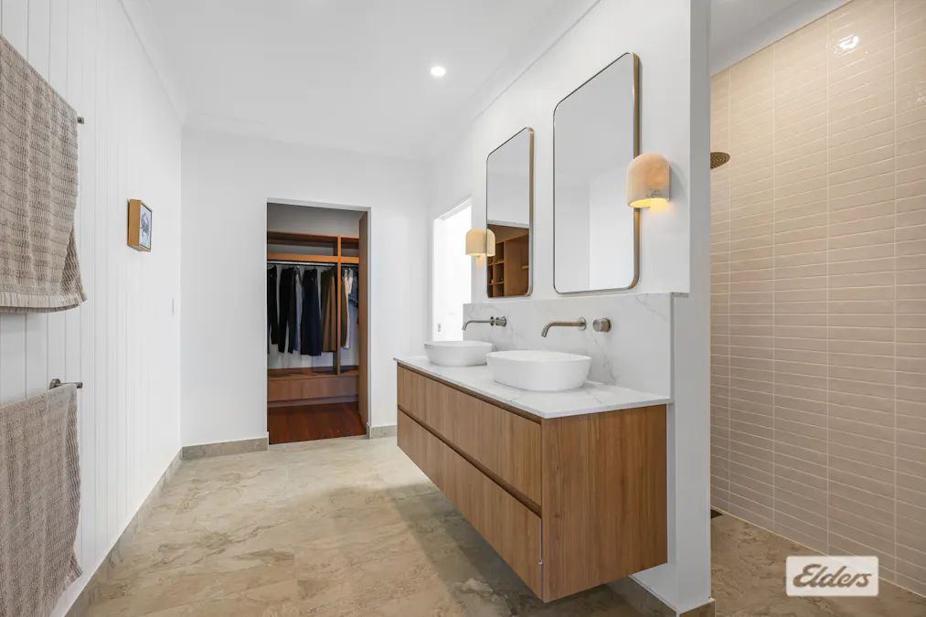 10 Kempsea Avenue, Rosslyn, QLD, 4703 - Image 18
