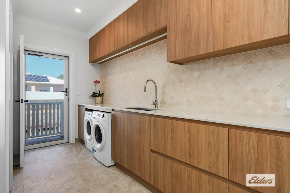 10 Kempsea Avenue, Rosslyn, QLD, 4703 - Image 24
