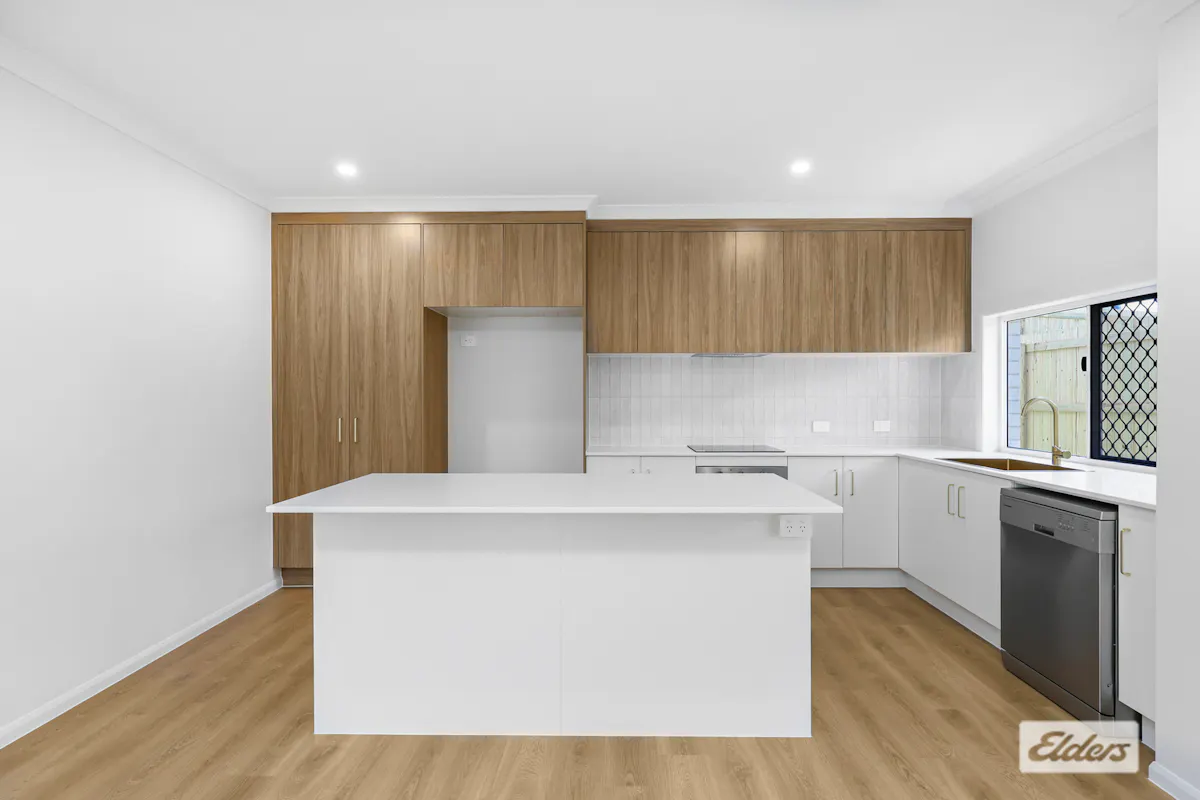 1 & 2/1 Sykes Place — photo 5 of 30