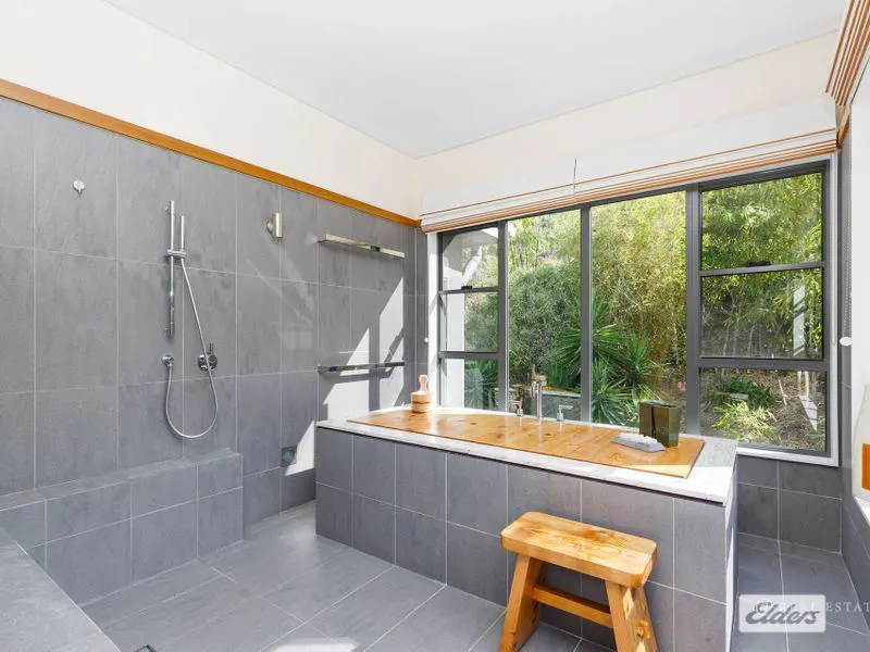 9 Zingara Court, Lammermoor, QLD, 4703 - Image 13