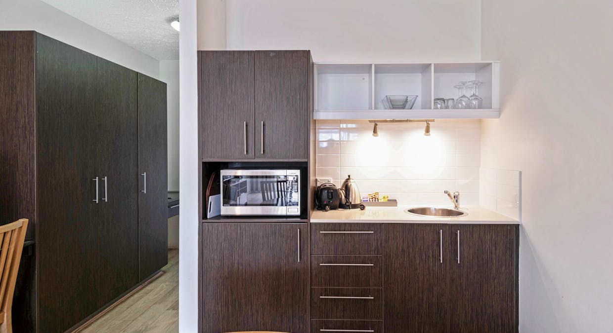 4/34-48 Vin E Jones Memorial Drive, Rosslyn, QLD, 4703 - Image 9