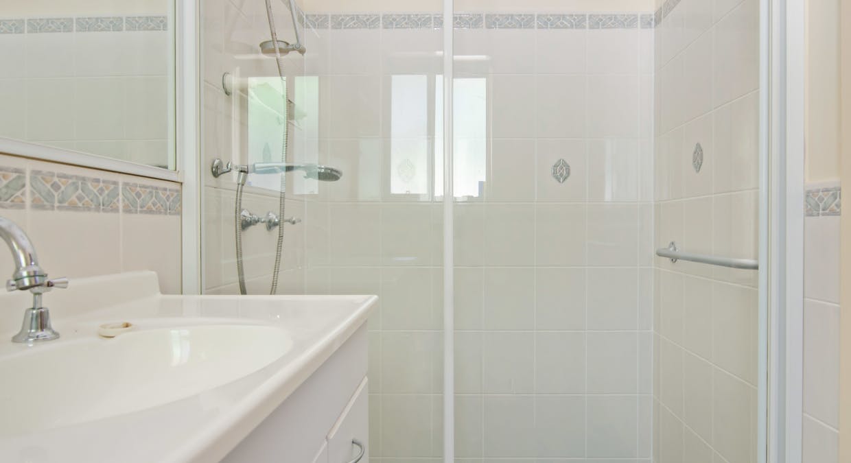 4 Bernadette Boulevard, Batehaven, NSW, 2536 - Image 7