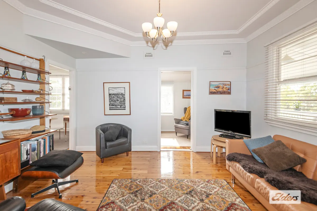 49 Evans Street — photo 10 of 30