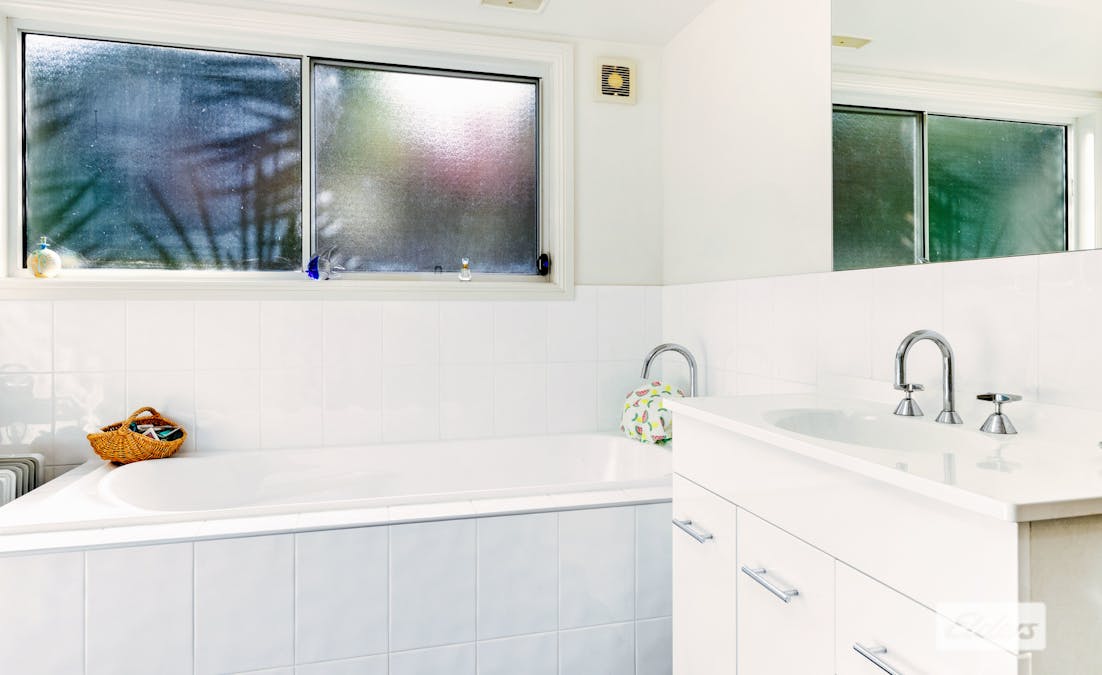 36 Lewana Close, Lilli Pilli, NSW, 2536 - Image 12