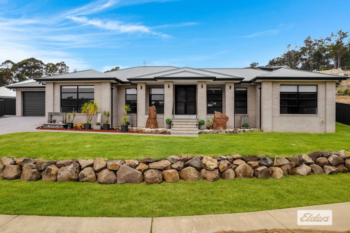 3 Burunga Way — photo 2 of 30