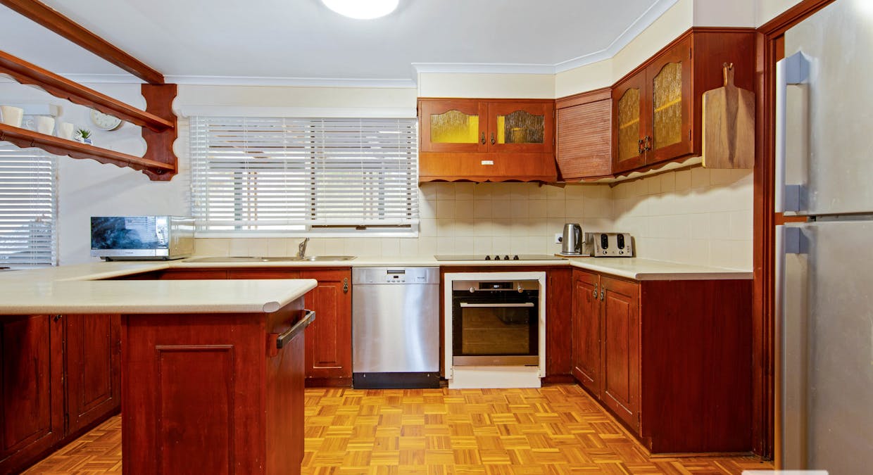 36 Surf Beach Avenue, Surf Beach, NSW, 2536 - Image 3