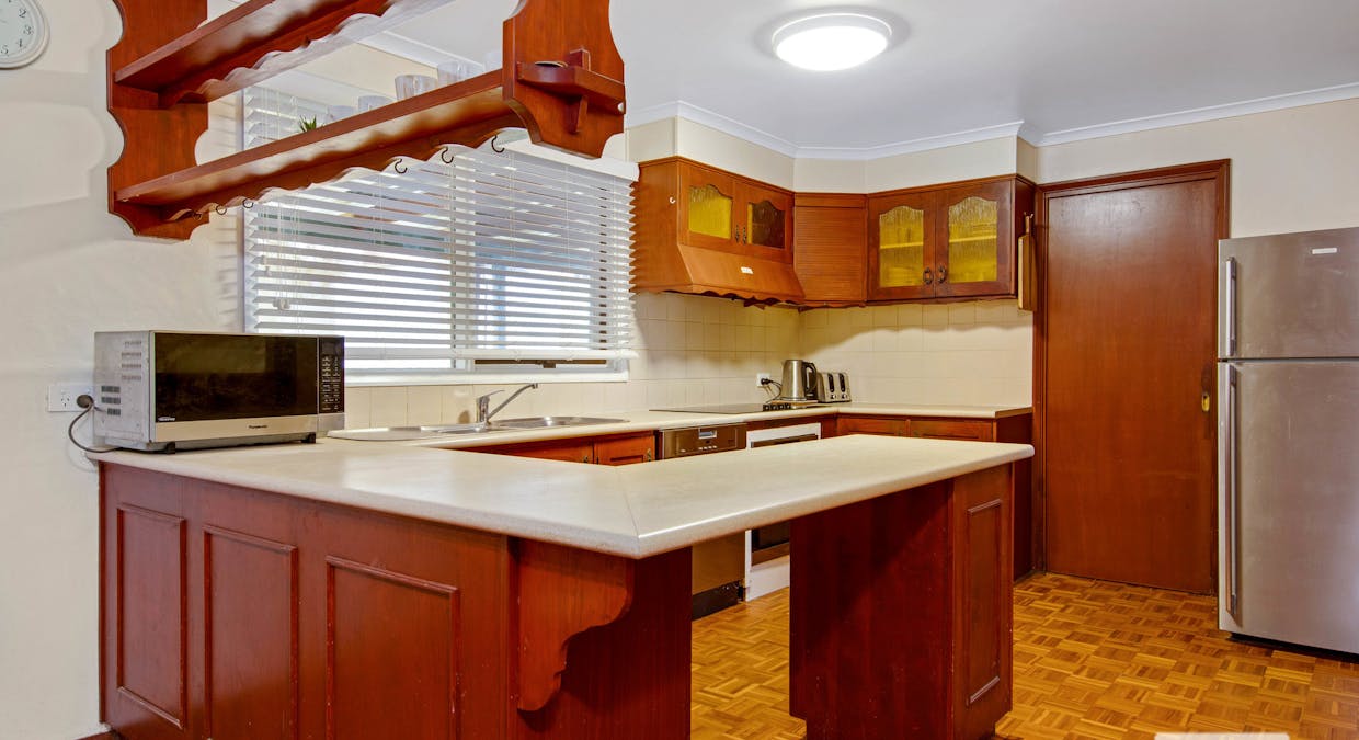 36 Surf Beach Avenue, Surf Beach, NSW, 2536 - Image 5