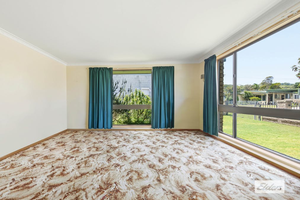 57 Ainslie Parade, Tomakin, NSW, 2537 - Image 5