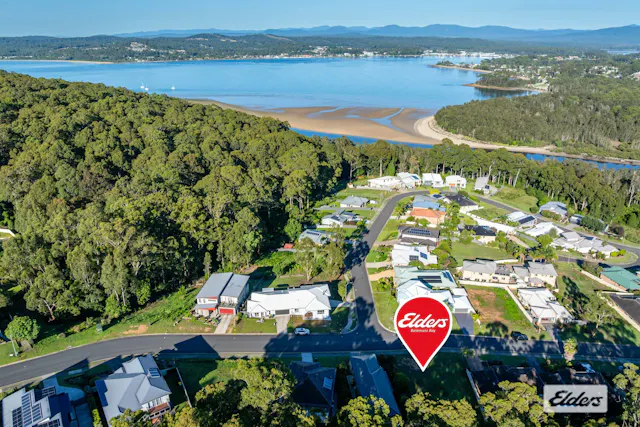15 Courtenay Crescent — photo from Elders Real Estate Elders - Batemans Bay and Moruya