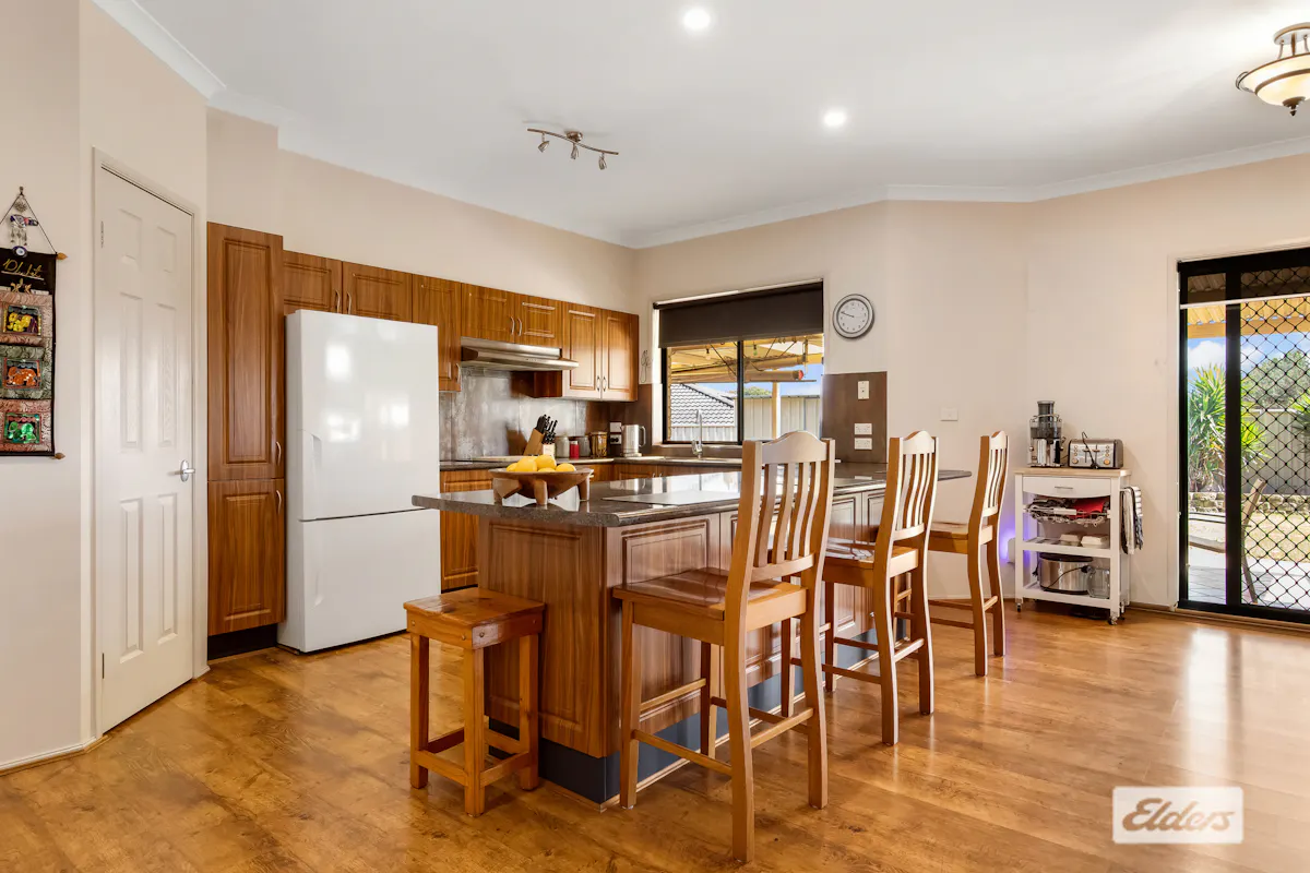 13 Stuart Place — photo 4 of 29