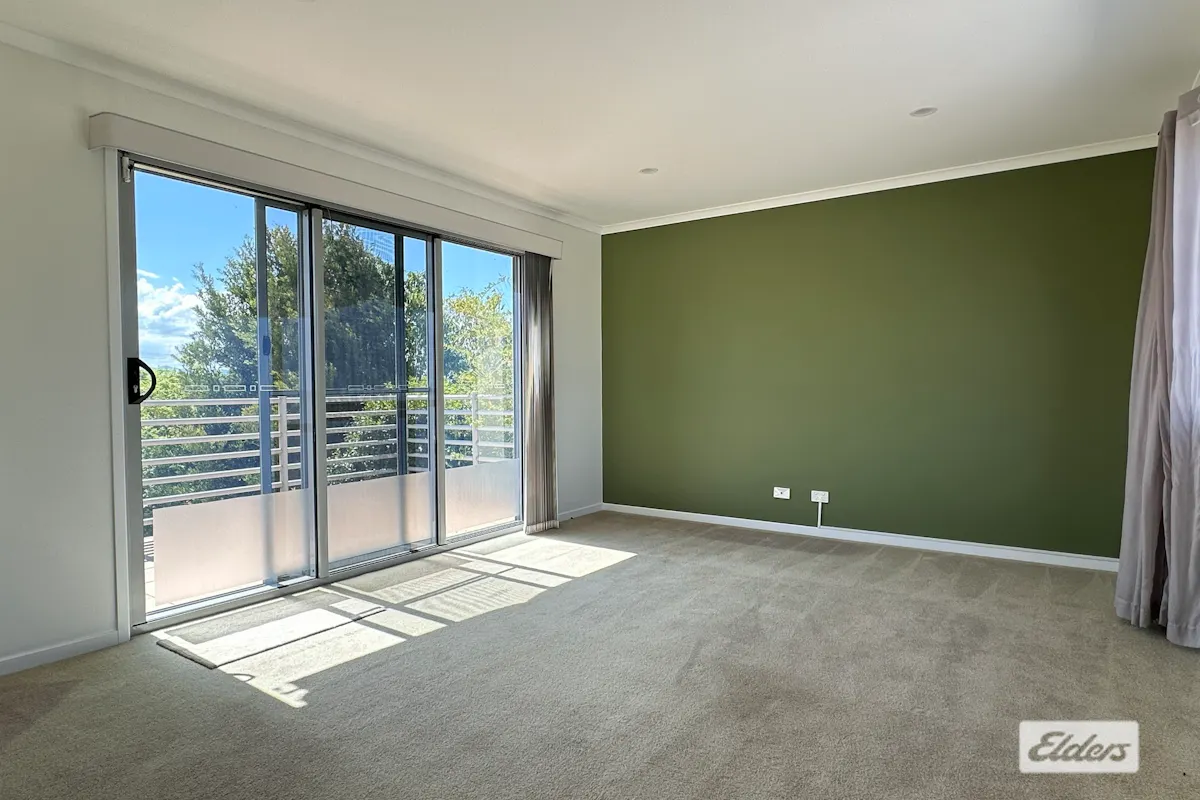 81 Ridge Street — photo 6 of 15