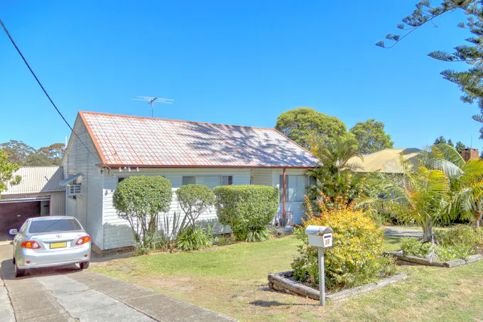 1/11 Blackbutt Parade, Kotara South, NSW, 2289 - Image 1