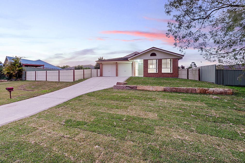 25 Murphy Circuit, Ashtonfield, NSW, 2323 - Image 2