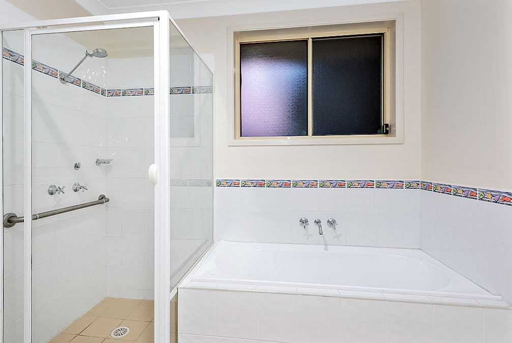 25 Murphy Circuit, Ashtonfield, NSW, 2323 - Image 8