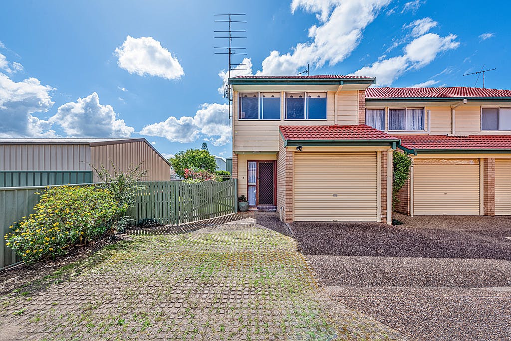6/7 Albert Street, Speers Point, NSW, 2284 Sold Elders Real Estate