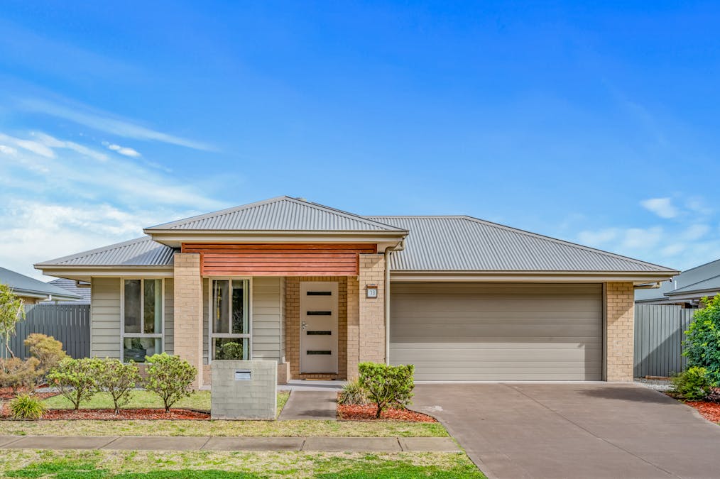 73 Norfolk Street, Fern Bay, NSW, 2295 - Image 1