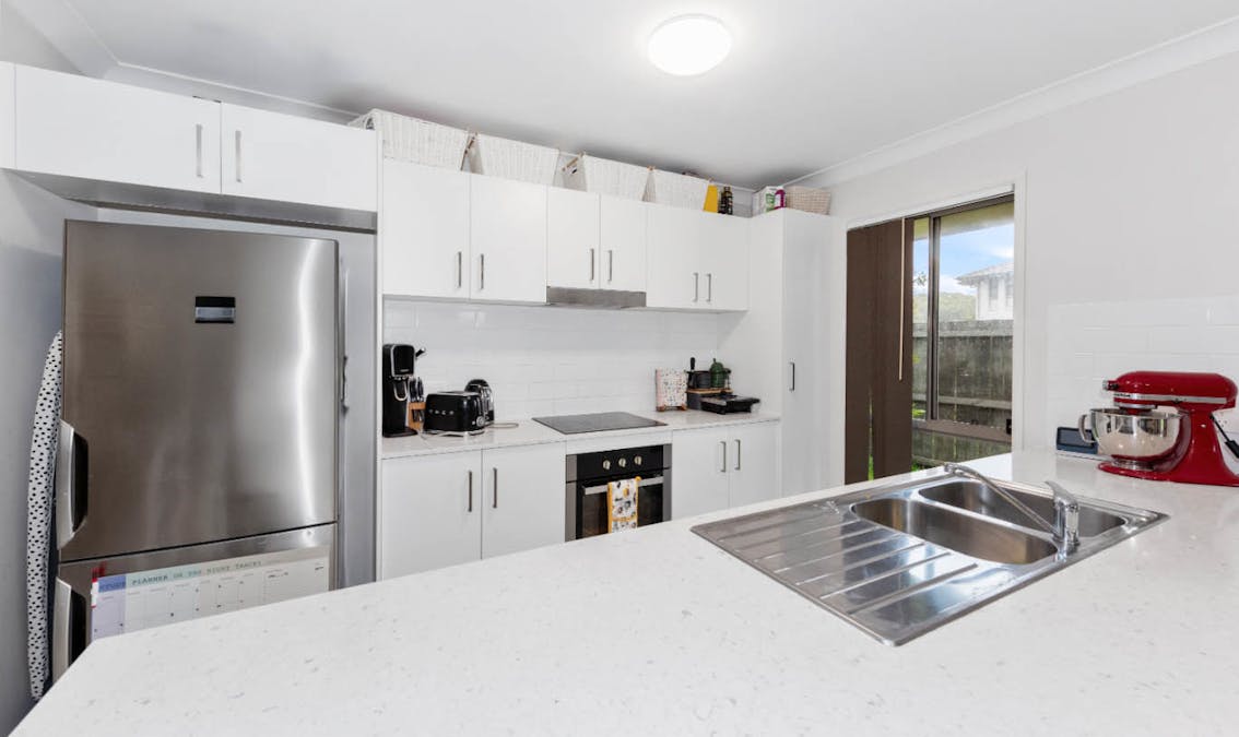 13 Apple Street, Fern Bay, NSW, 2295 - Image 6