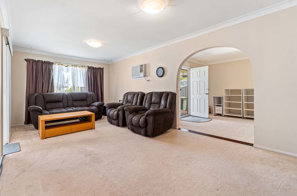 28 Ibis Parade, Woodberry, NSW, 2322 - Image 3