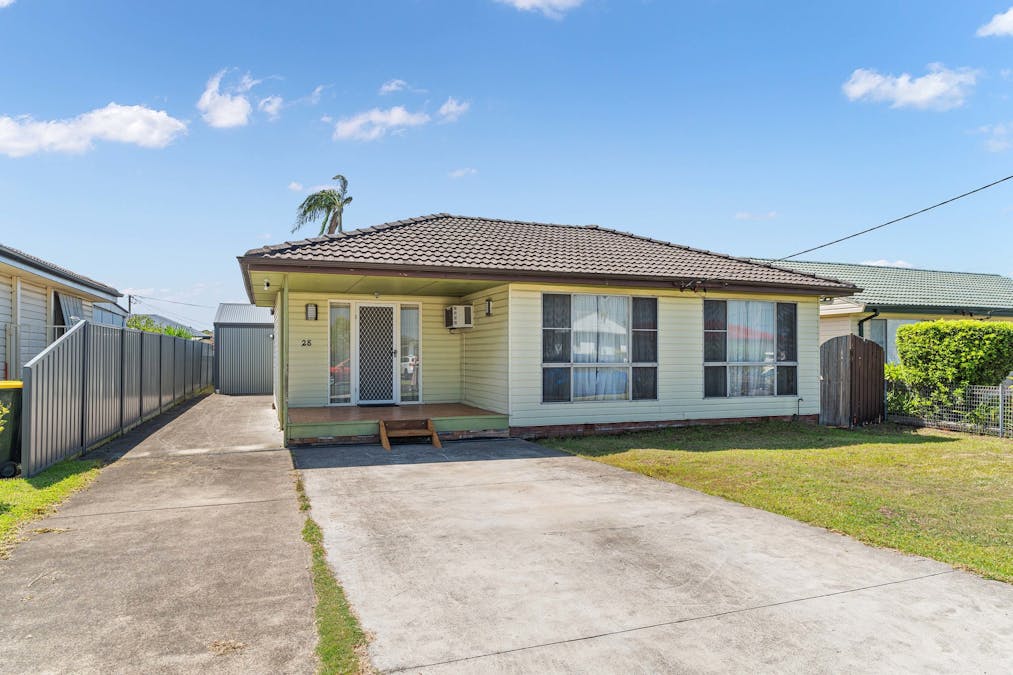 28 Ibis Parade, Woodberry, NSW, 2322 - Image 2