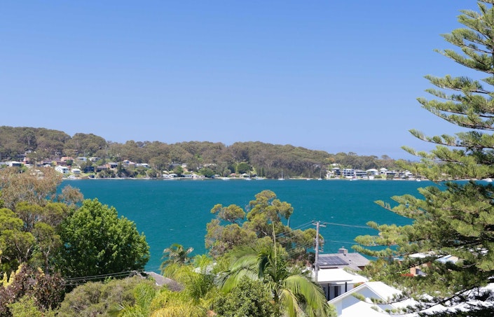 86 Fishing Point Road, Fishing Point, NSW, 2283 - Image 1