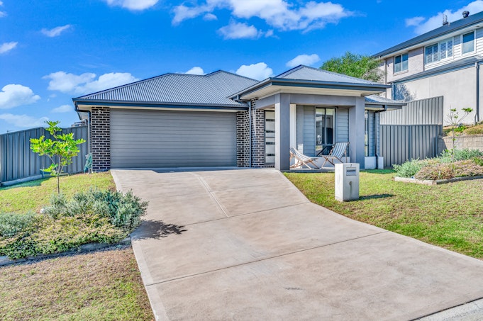 7 Canter Close, Rutherford, NSW, 2320 - Image 1