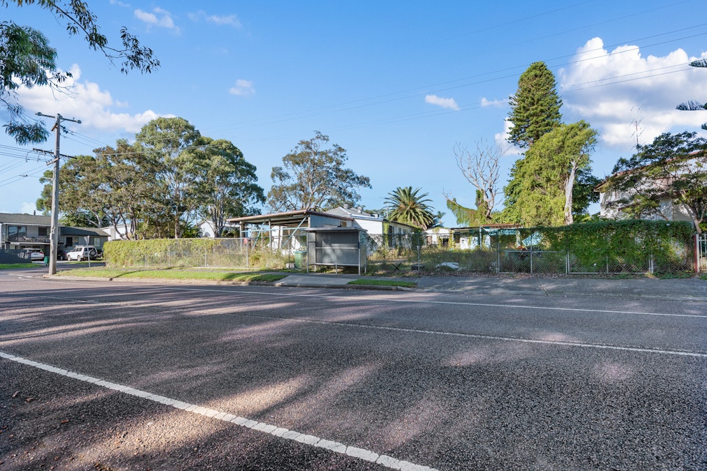 2 Vales Road, Mannering Park, NSW, 2259 - Image 9