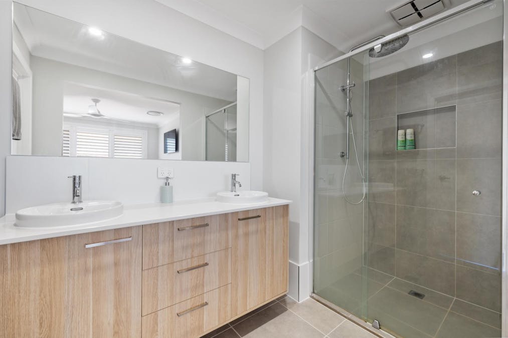 8 Odette Street, Cameron Park, NSW, 2285 - Image 9