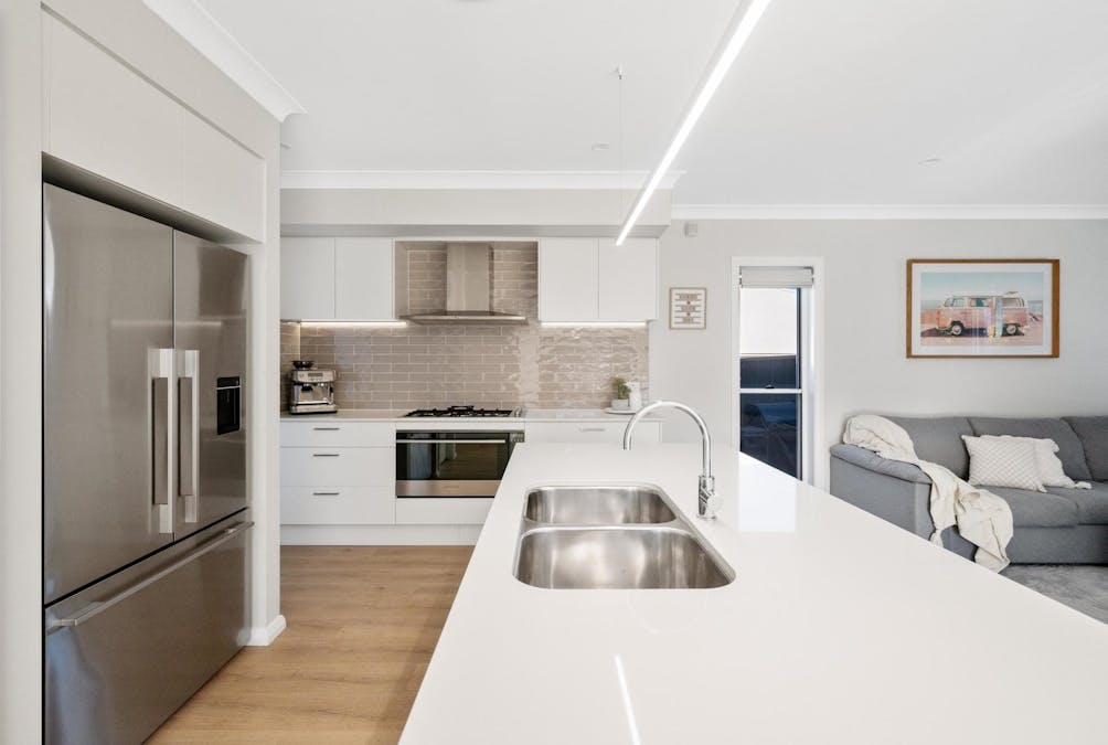 8 Odette Street, Cameron Park, NSW, 2285 - Image 5