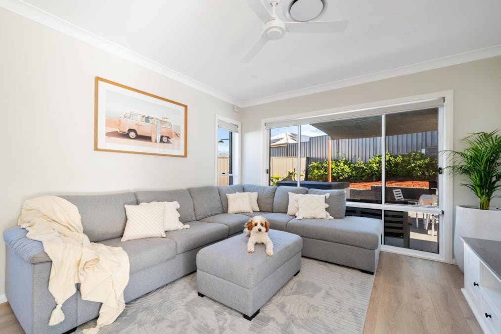 8 Odette Street, Cameron Park, NSW, 2285 - Image 4