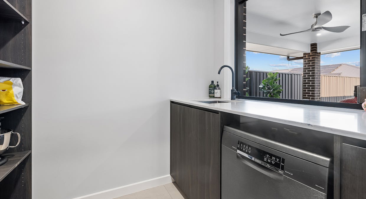 5 Romford Street, Thornton, NSW, 2322 - Image 6