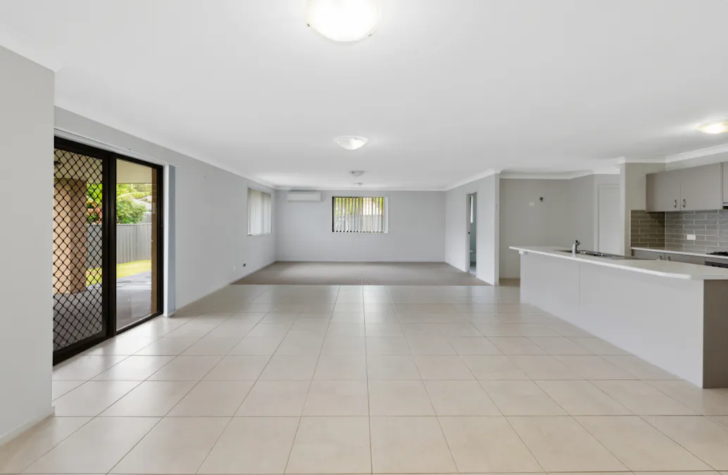 2 Tapir Street, Morisset Park, NSW, 2264 - Image 5